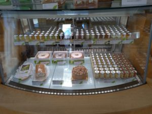 プルシック店内2