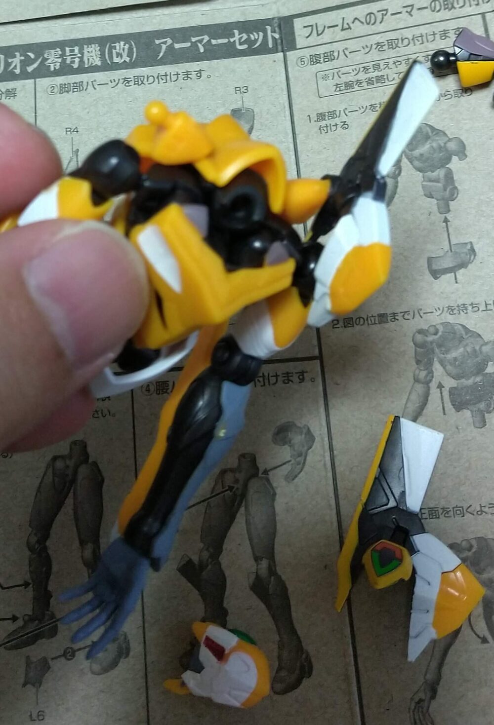 EVA-FRAME05エヴァンゲリオン零号機(改)アーマーセット　肩の拘束具取り付け