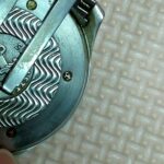 腕時計文字盤うらのよごれをミラブルシャワーヘッドで落とす前