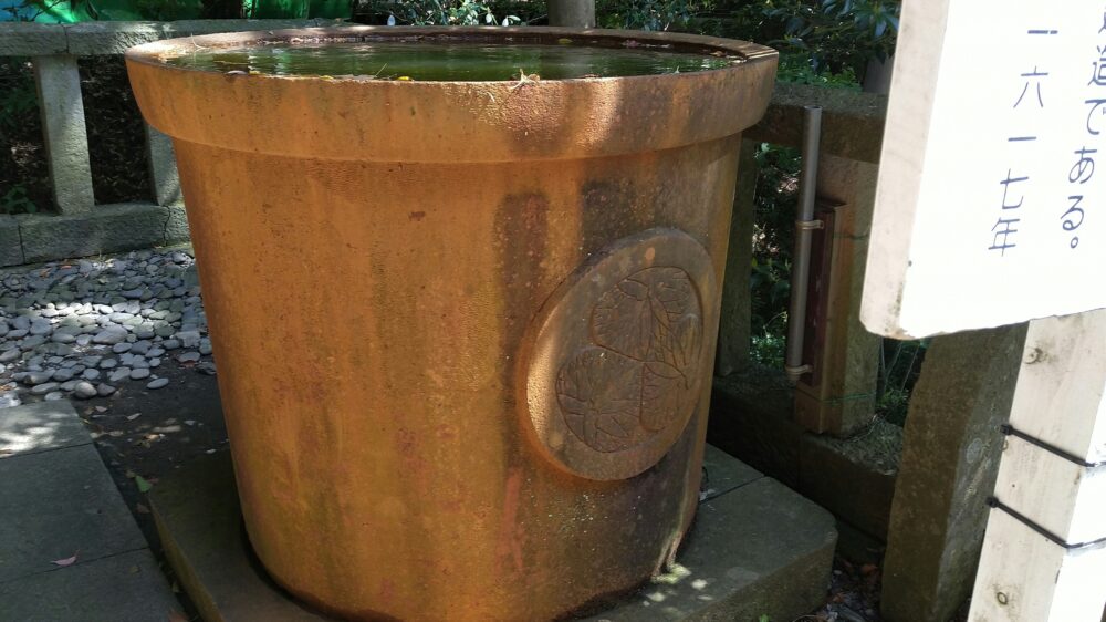 久能山東照宮　水がめ